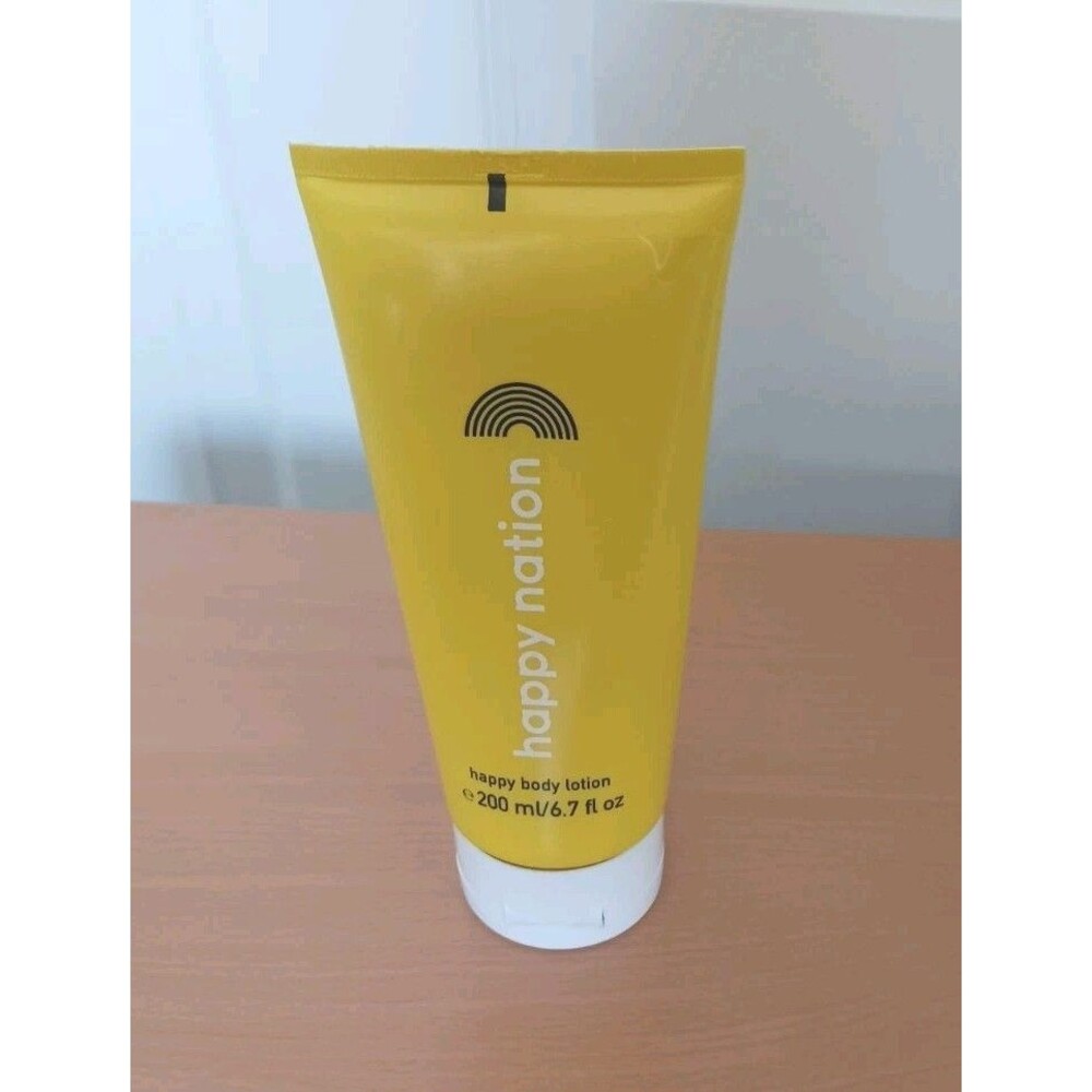 Victoria's Secret Happy Nation Vegan Body Lotion 200 ml /‎ 6.7 fl Oz